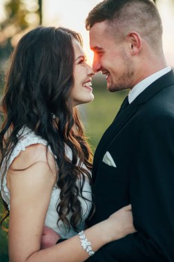 Genç bir çift şehvetli portresi. Düğün fotoğraf açık