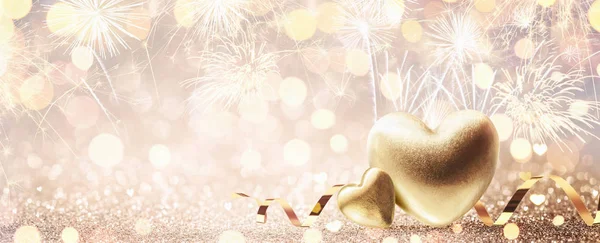 Valentinstag Gold Hintergrund mit Feuerwerk — Stockfoto