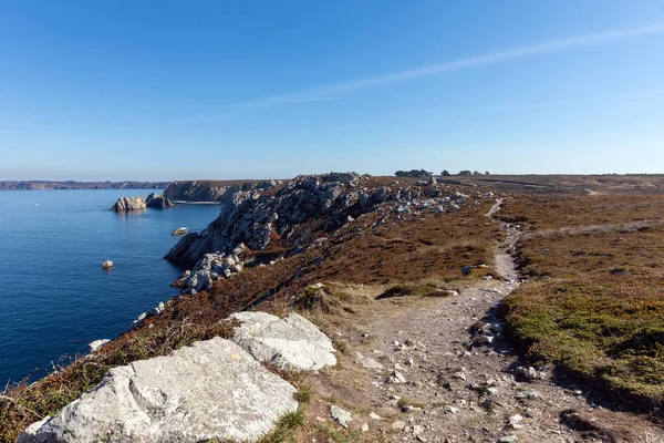 Costa Rochosa Pointe Toulinguet Camaret Sur Mer Península Crozon Finistere — Fotografia de Stock