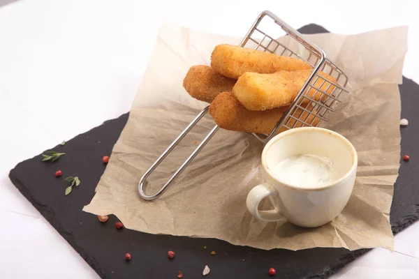 Paus Queijo Com Molho Prato — Fotografia de Stock