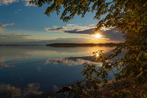 Pôr Sol Colorido Sobre Rio Volga — Fotografia de Stock
