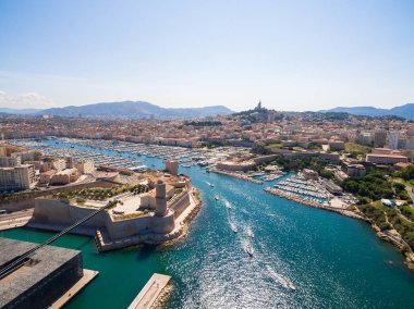 Marsilya pier - Vieux Port, Saint Jean kale ve Güney Fransa içinde mucem havadan görünümü