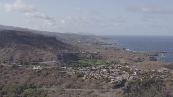 Netříděné Vzdušné Zobrazení Uhd Divoké Pobřeží Poblíž Calhety Santiagu Kapverdách — Stock video