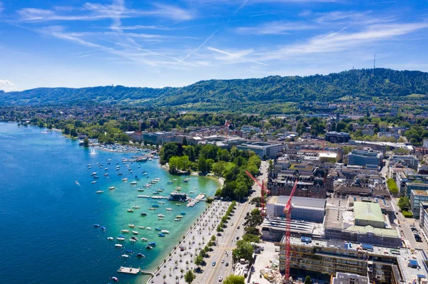 スイスのチューリッヒ市の航空写真 — ストック写真