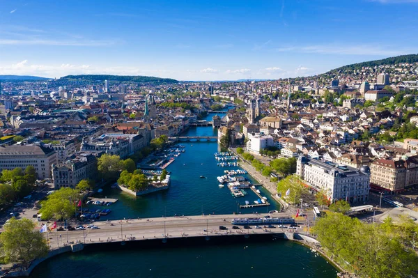 İsviçre'de Zürih şehrinin havadan görünümü — Stok fotoğraf