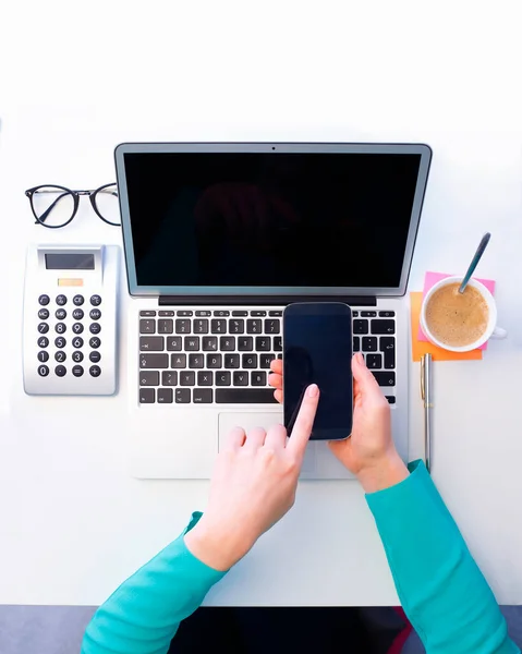 Digital tablet in hands — Stock Photo, Image