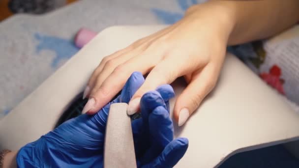 Preparação de pregos de manicura — Vídeo de Stock