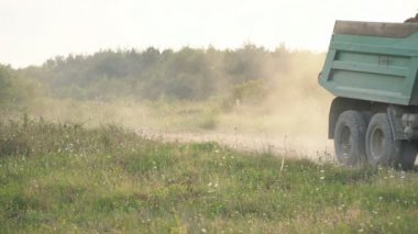arazi kamyonu taşıma