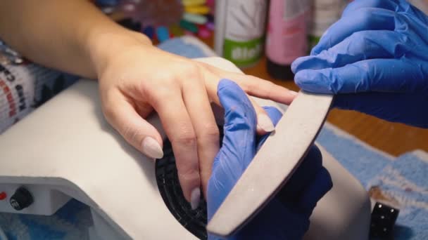 Préparation des ongles pour la manucure — Video