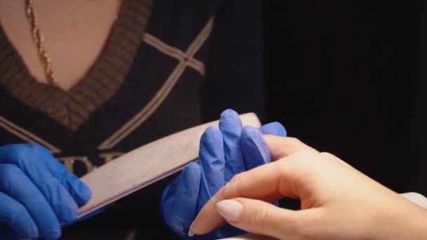 Підготовка нігтів до манікюру — стокове відео