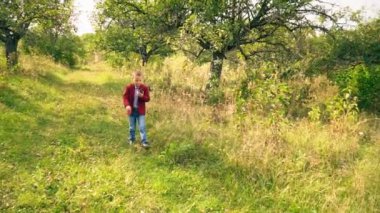 Telsiz konuşmasında doğa çocukla