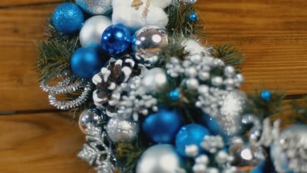 Χριστούγεννα στεφάνι closeup — Αρχείο Βίντεο