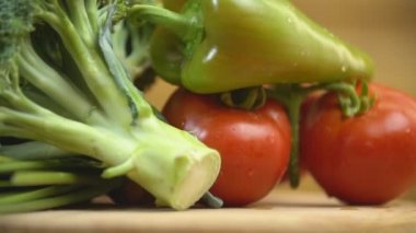 havuç, biber, brokoli ve domates