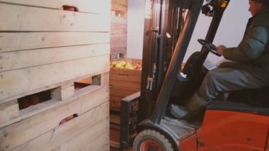 elma depolama yükleyici iş