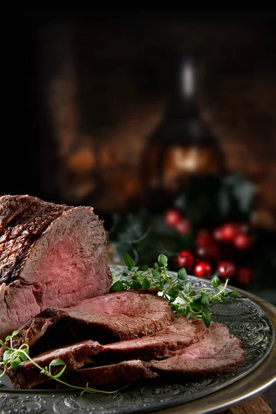 Succulent Prime Roast Beef Topside Rump Joint Carved Ready Serving — Stock Photo, Image