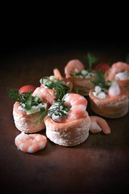 Vol Au Vent karides ve yumuşak peynir