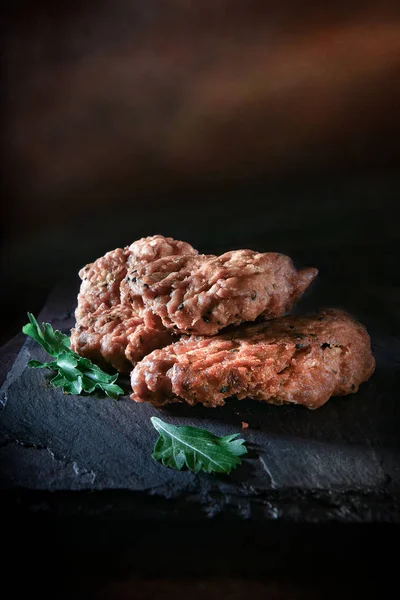 Traditional Indian Onion Bhajis — Stock Photo, Image