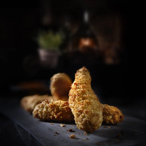 Rustykalne Grillowane Kurczaki Dippers Znany Również Jako Panierowane Kurczaki Guijons — Zdjęcie stockowe