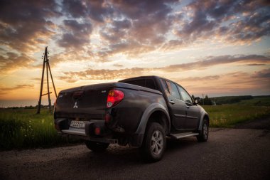 SUV Mitsubishi L200, Moskova, Rusya Federasyonu. 06-02-2016