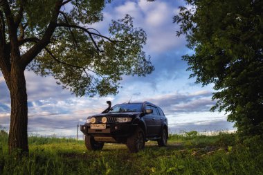 SUV Mitsubishi Pajero spor, Moskova, Rusya Federasyonu. 06-19-2016