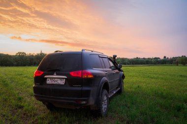 SUV Mitsubishi Pajero spor, Moskova, Rusya Federasyonu. 06-19-2016