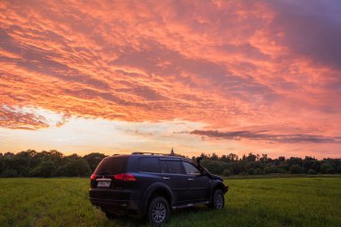 SUV Mitsubishi Pajero spor, Moskova, Rusya Federasyonu. 06-19-2016