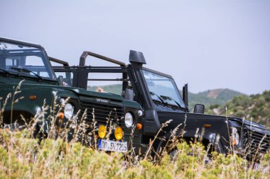 Land Rover Defender 110 suv. Sithonia, Yunanistan 2014-06-27