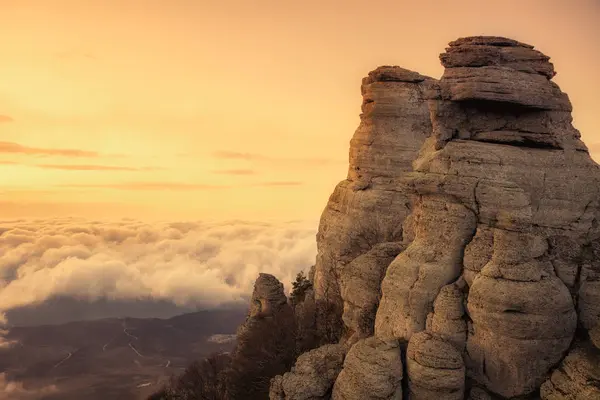 Dağ Demerdzhi, Kırım Cumhuriyeti.