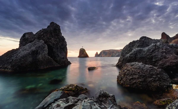 St. George's Rock, Jasper Beach, Cape Fiolent, kar maskesi District, Sevastopol, Kırım Cumhuriyeti