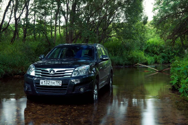 China Suv Gran Muralla Hover Agua Moscú Rusia Agosto 2012 — Foto de Stock