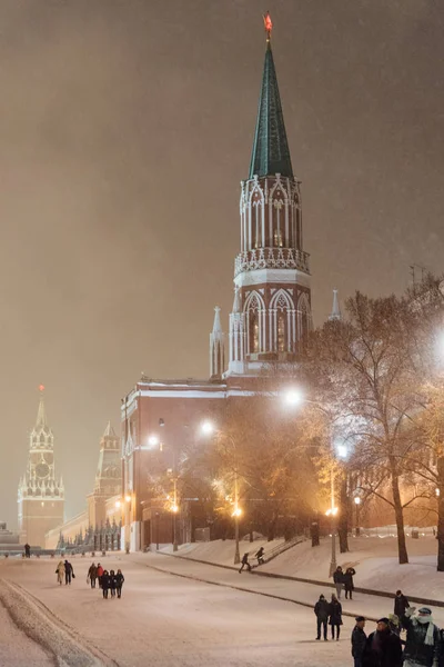 冬季莫斯科在圣诞节和新年之前 俄罗斯莫斯科2016年12月24日 — 图库照片