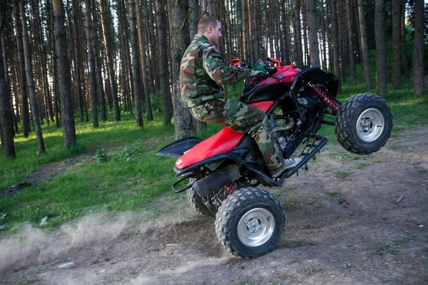 Moscú Rusia Mayo 2014 Atv Rider Acción Sobre Honda Trx700Xx — Foto de Stock