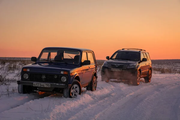 Moskva Ryssland Januari 2014 Ryska Road Bil Lada Niva Och — Stockfoto