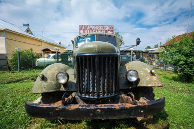 Myshkin, Rusya - 8 Temmuz 2013: Müzesi retro otomobil: Zil-164