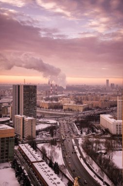 Moskova, Rusya - 9 Ocak 2019: Moskova Hükümeti (Yardımlaşma eski bina) ve serbest Rusya Meydanı (Svobodnoy Rossii Meydanı binanın görünümünü) 