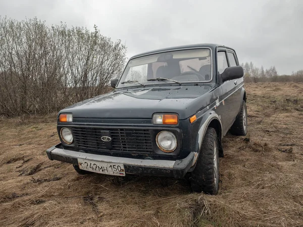 Moscou Rússia Dezembro 2018 Carro Road Russo Preto Lada Niva — Fotografia de Stock