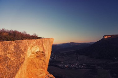 Bakhchysarai, Kırım Cumhuriyeti - 1 Nisan 2019: Kachi-Kalon (Kachi-Kalyon) Kırım ortaçağ mağara manastırı