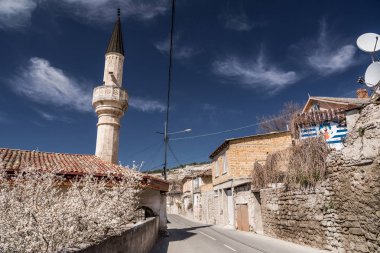Bakhchysarai, Kırım Cumhuriyeti - 1 Nisan 2019: Kırım Cumhuriyeti'nin merkezinde Kırım Tatarlarının şehir görünümü