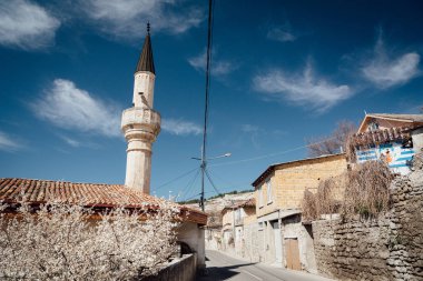 Bakhchysarai, Kırım Cumhuriyeti - 1 Nisan 2019: Kırım Cumhuriyeti'nin merkezinde Kırım Tatarlarının şehir görünümü