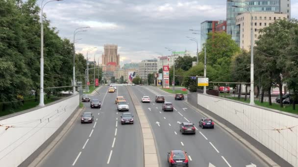 Moscou Rússia Julho 2019 Carros Dirigem Longo Garden Ring Road — Vídeo de Stock