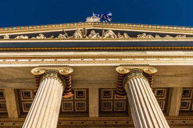 National Academy of Athens, Yunanistan cephesinde klasik mermer sütunlar detay
