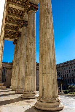 National Academy of Athens, Yunanistan cephesinde klasik mermer sütunlar detay