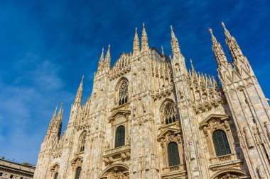 Milano Katedrali Duomo di Milano sabah