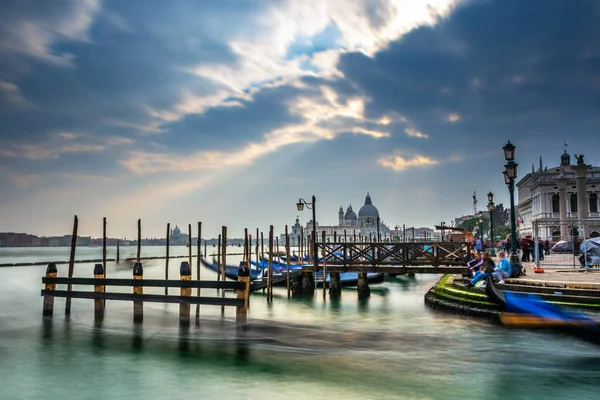 Antigua catedral de Santa Maria della Salute en Venecia, Italia — Foto de Stock