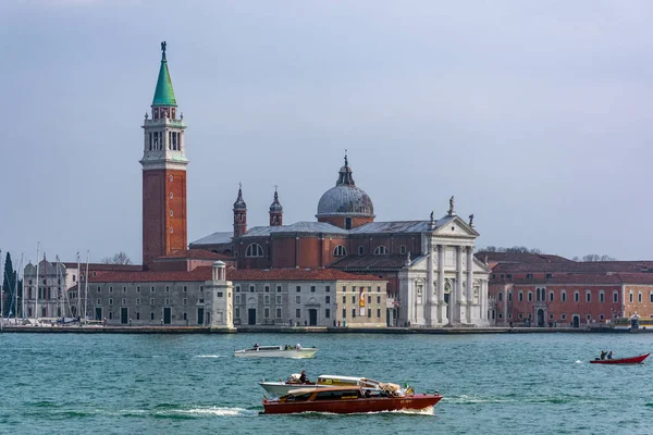 Isla de San Giorgio Maggiore, vista desde Piazza San Marco, Venecia , — Foto de Stock