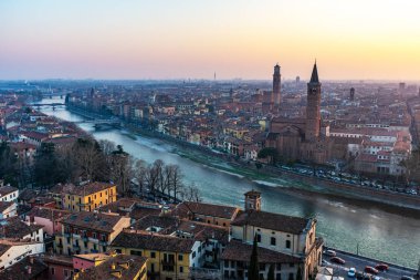 Sunset, Italya 'da Verona panoramik görünümü