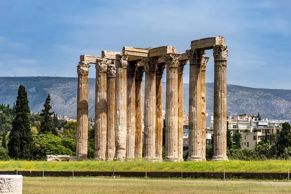 Atina, Yunanistan 'daki Olimpiyat Tapınağı Zeus — Stok fotoğraf