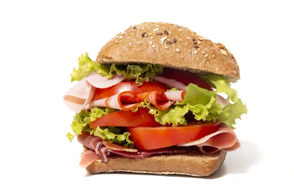 Panino Con Prosciutto Pomodoro Lattuga Fondo Bianco — Foto Stock