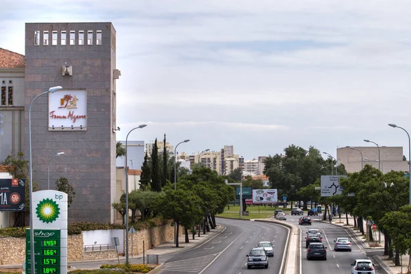Faro, Portekiz: 26 Mayıs 2018 - ticari bölgesinin Faro şehir, Portekiz'in görünümünü.
