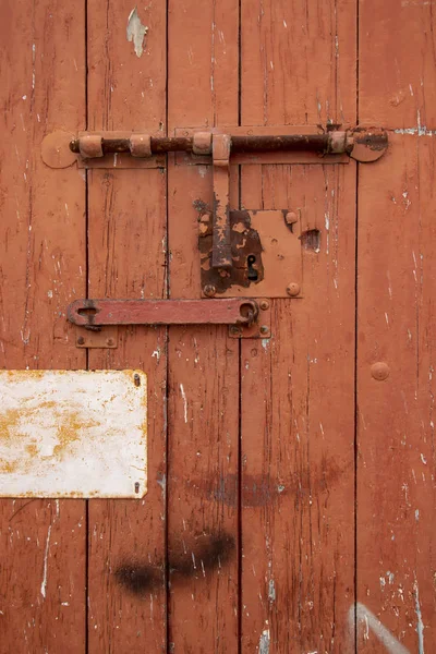 Zobacz Stare Zużyte Drewniane Drzwi Bliska — Zdjęcie stockowe